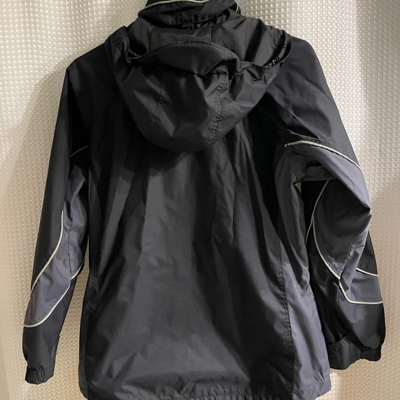 Columbia water resistant shell - Picture 2 of 6
